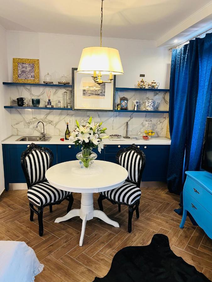 La Dolce Vita Luxury Apartments With Best Free Private Parking In City Center Пула Екстериор снимка