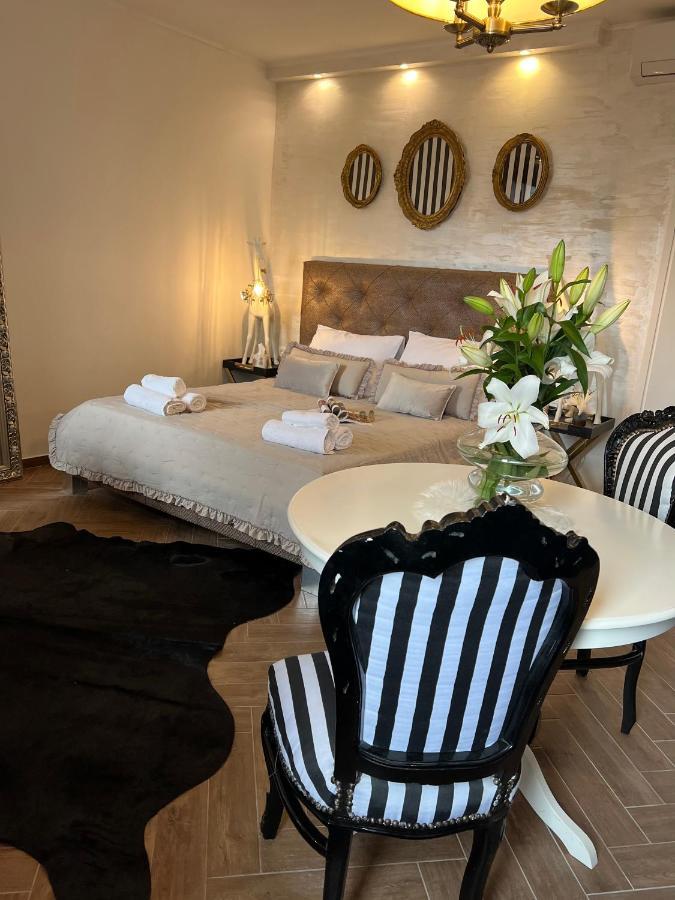 La Dolce Vita Luxury Apartments With Best Free Private Parking In City Center Пула Екстериор снимка