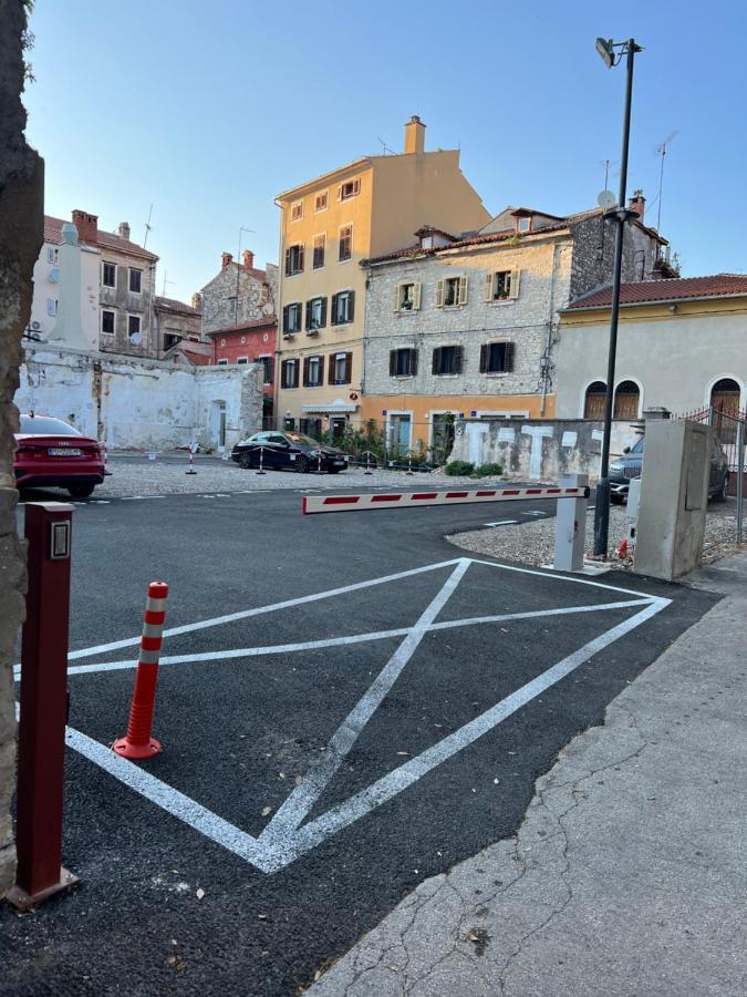 La Dolce Vita Luxury Apartments With Best Free Private Parking In City Center Пула Екстериор снимка